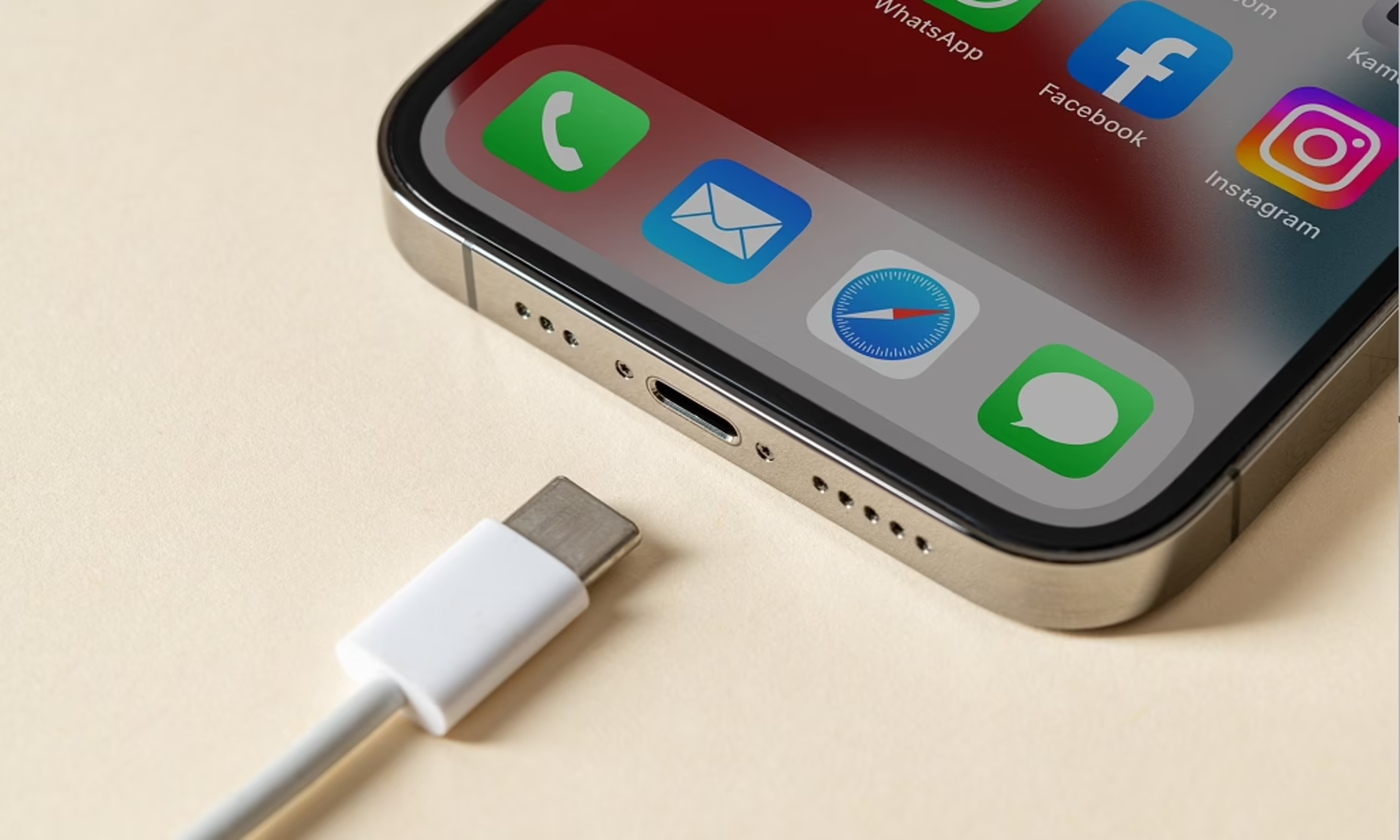 Yevropada yangi iPhone 15 o'tgan yilgi modellarga nisbatan arzonroq