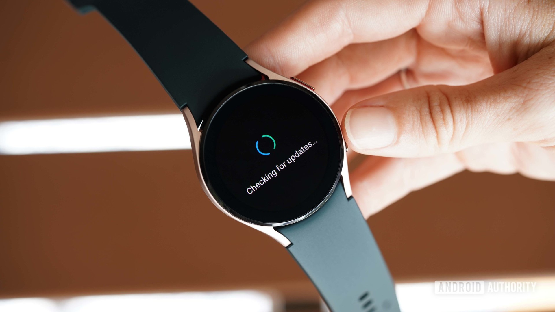 Nihoyat, oddiy avtonomiyaga ega to'liq huquqli aqlli soat. Samsung Galaxy Watch5 Pro bir zaryaddan uch kungacha ishlay oladi