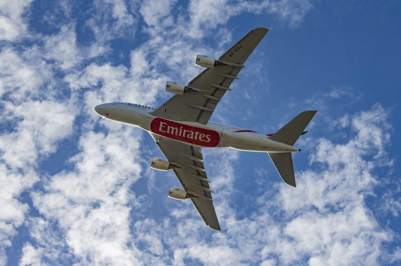 Emirates aviakompaniyasi Bitcoinni "to'lov xizmati sifatida" qo'shadi.